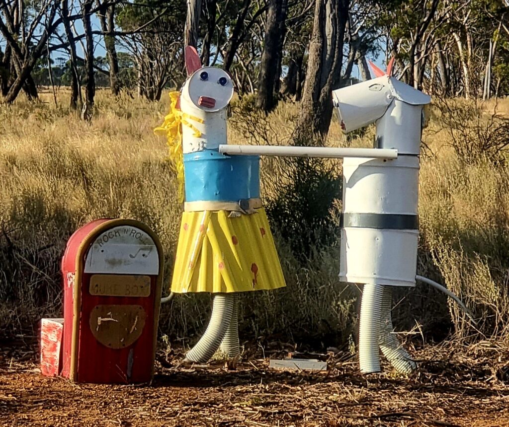 Identifying the Tin horse highway as a must see in WA