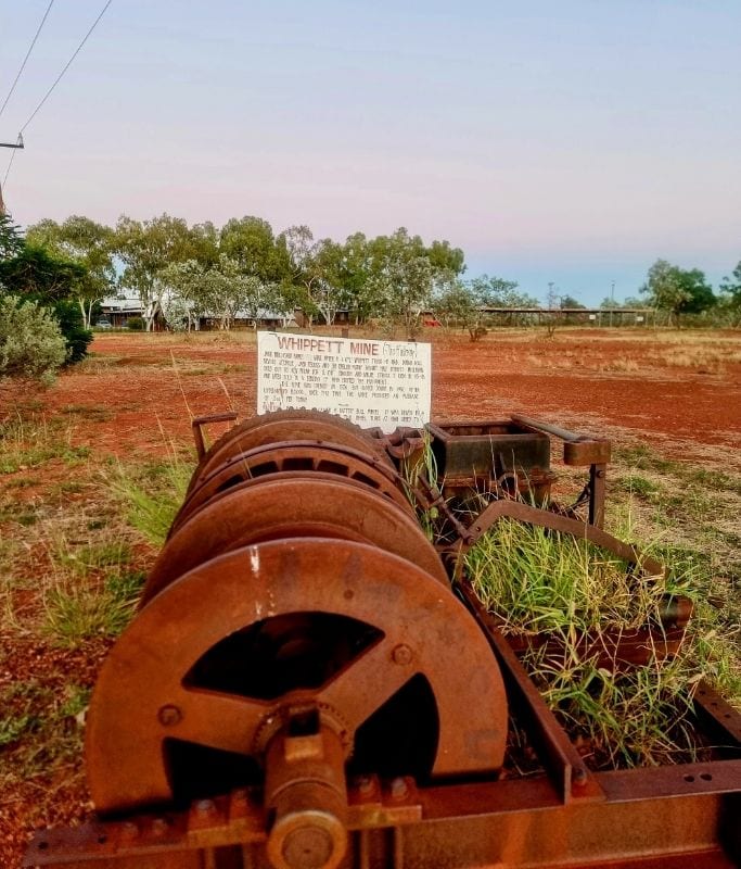 This pic adds to the post on Tennant Creek as this is a mining remnant that dots the town and identifies the mining foundations of the town